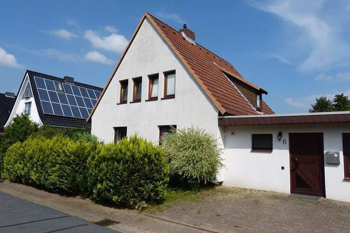 Ferienhaus für 8 Personen, mit Garten in Adendorf