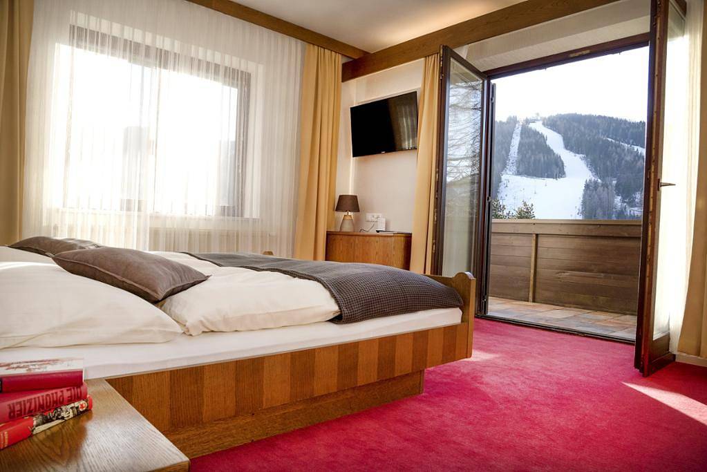 Haus Kohl - Doppelzimmer (18qm) mit Balkon in Semmering, Wiener Alpen in Niederösterreich