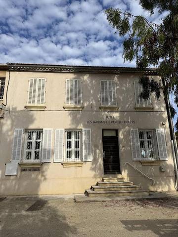 Hôtel pour 4 personnes, avec vue et terrasse, animaux acceptés dans Porquerolles