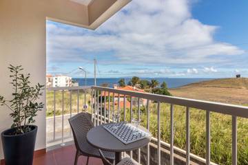 Casa De Férias para 3 Pessoas em Caniço (Santa Cruz), Madeira, Foto 1