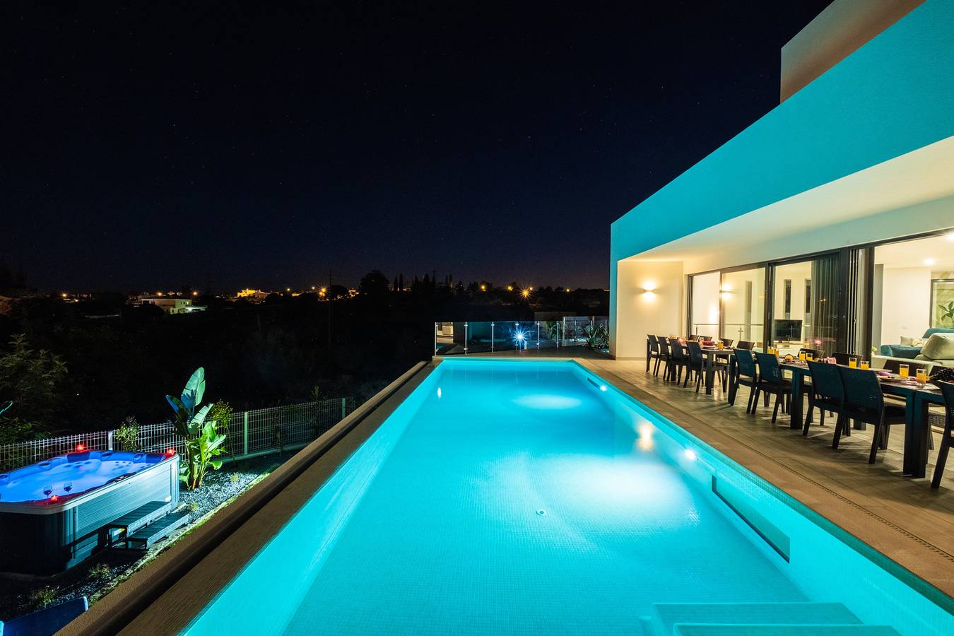 Villa Charlotte in Armação de Pêra (costa), Faro Distrikt