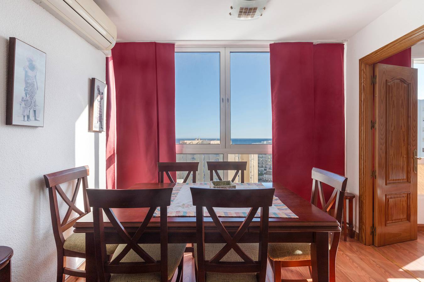 Entire apartment, Apartment 'Mirador Del Mar' with Sea View, Shared Pool and Air Conditioning in Benalmádena Costa, Benalmádena
