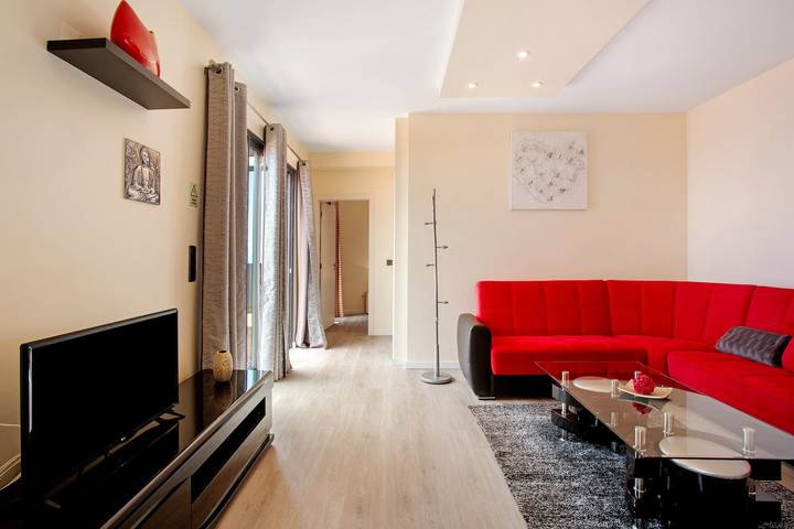 Hel lejlighed, Apartment 'Sunparadise' with Private Terrace, Wi-Fi and Air Conditioning in Arco da Calheta, Maderia