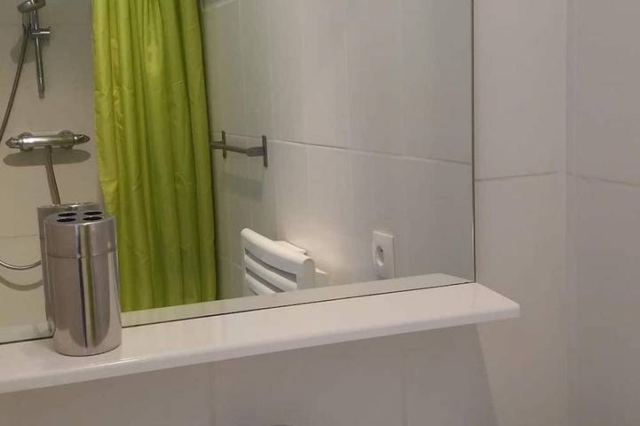 Location de vacances pour 3 personnes, avec jardin et terrasse à Étaules - 4