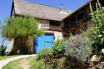 Gîte pour 8 personnes, avec terrasse à Moulis (Ariège)