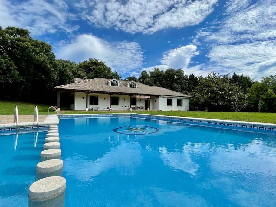 Four-Bedroom House in Somo, Ribamontán al Mar