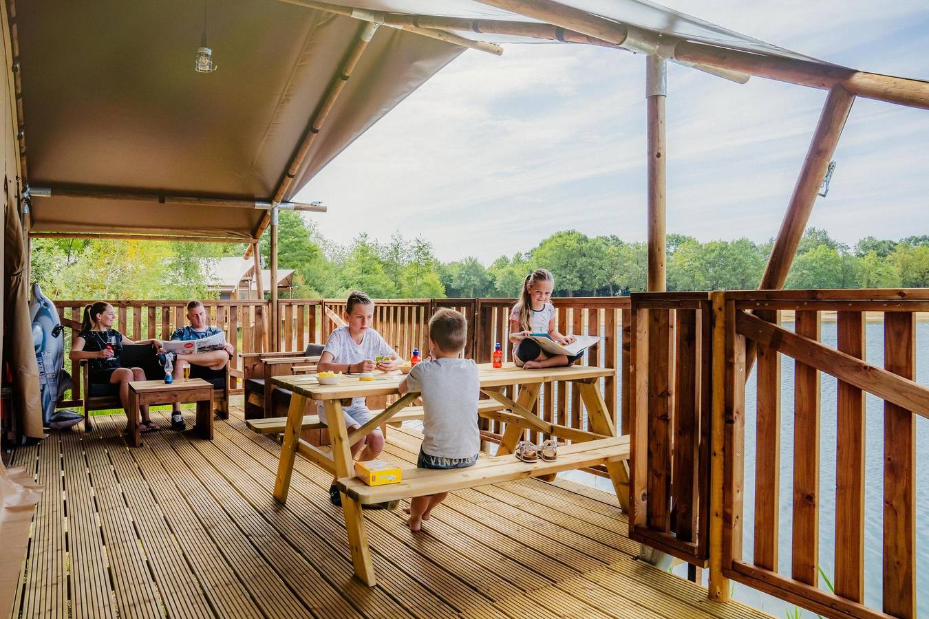 Vakantiepark Breebronne — Waterlodge in Maasbree, Limburgo (Países Bajos)
