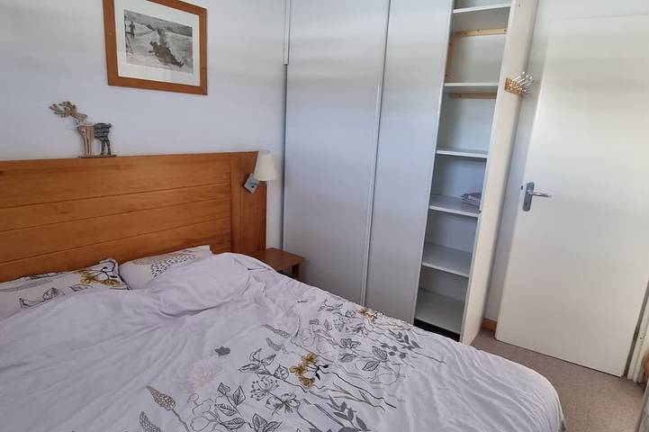 Ganze Wohnung, Large 3-room / 6-room apartment in the heart of the resort - south-facing in Saint-Étienne-en-Dévoluy, Le Dévoluy