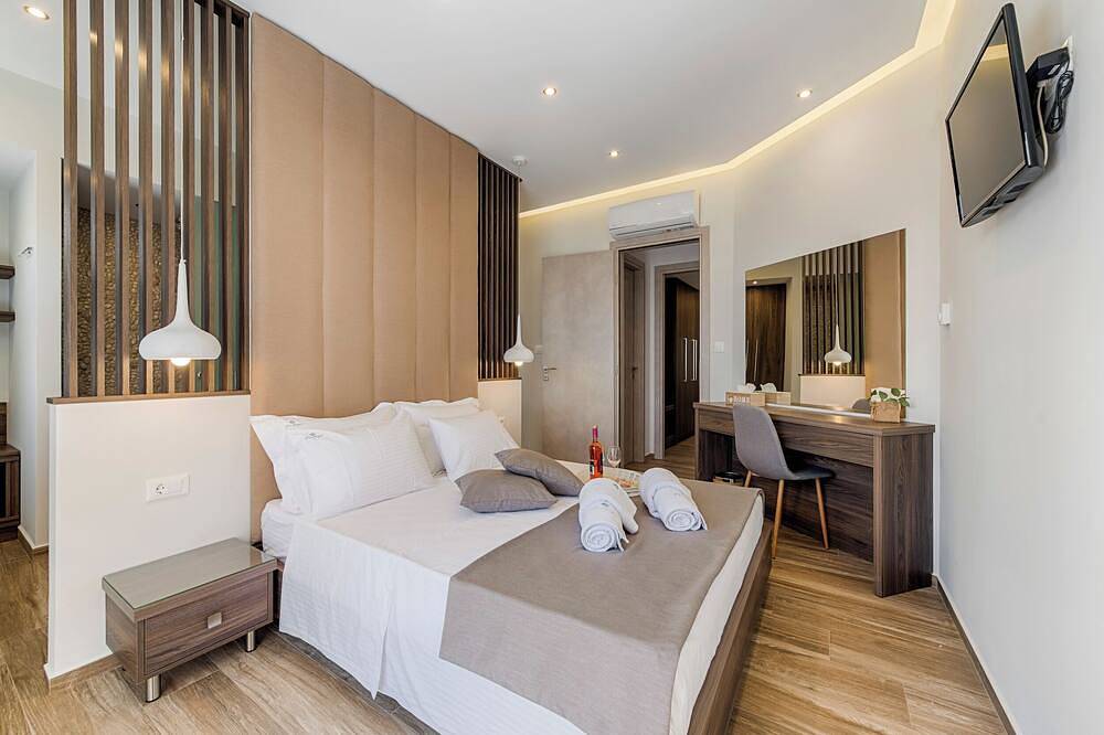Nastazia Luxury Beach House in Ialysos, Rhodes