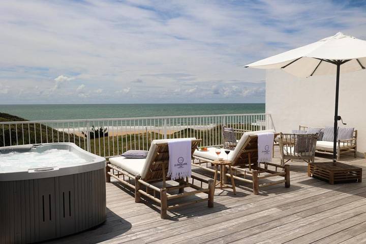 Hotel für 2 Personen, mit Balkon und Terrasse sowie Whirlpool und Garten in Dolus-d'Oléron - 4