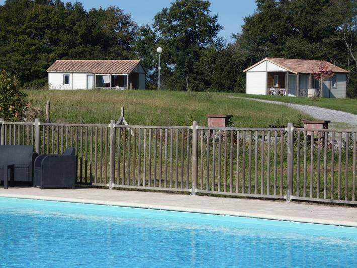 Gîte voor 4 personen, met tuin en zwembad, met huisdier in Landes