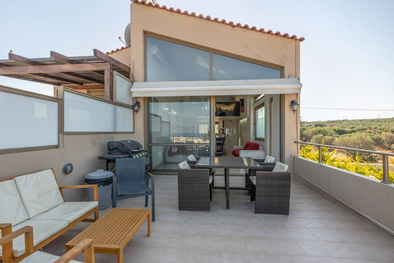 Villabayviewcrete – Luxe villa met adembenemend uitzicht bij Hersonissos in Limenas Chersonisou, Iraklio-Heraklion en omgeving
