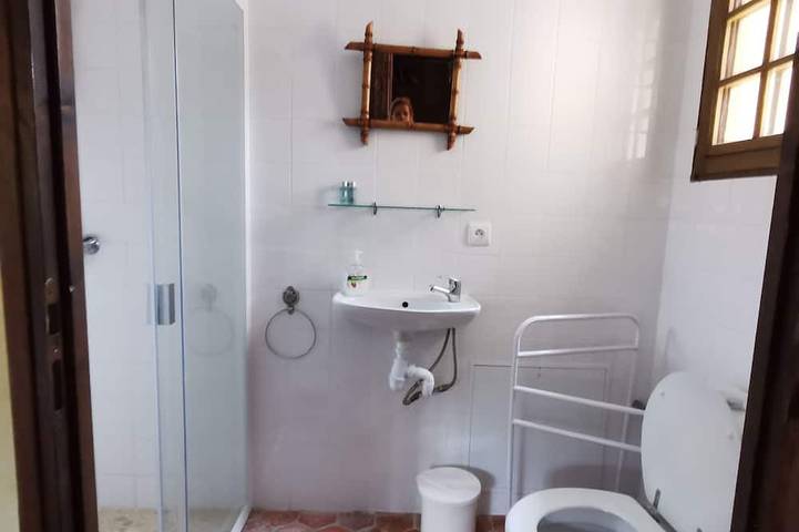 Chambre d’hôte pour 4 personnes, avec jardin à Courtonne-la-Meurdrac - 4