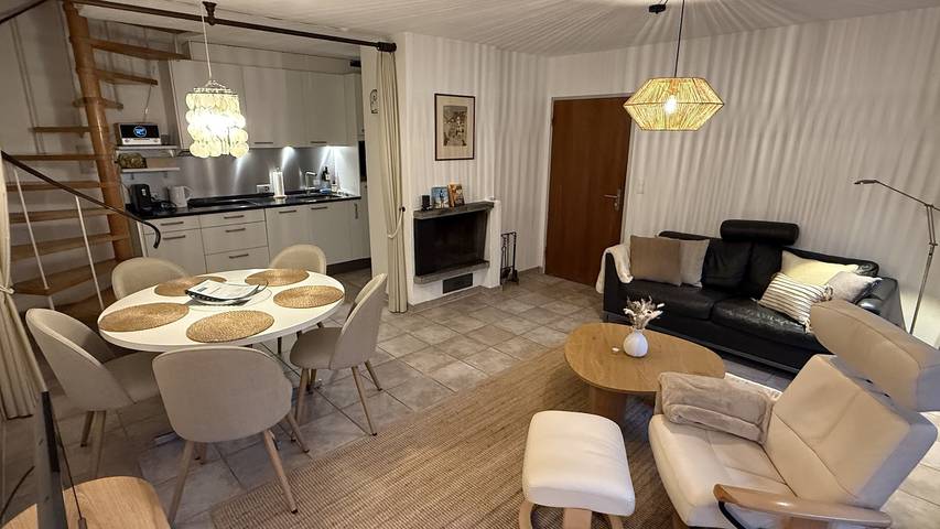 Ganze Ferienwohnung, Ferienhaus Falknis - 2.5 Zimmerwohnung in Bad Ragaz, Kanton St. Gallen