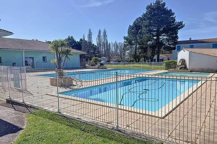Maison Dans Résidence Avec Piscine in Dolus-d'Oléron, Côte de Beauté