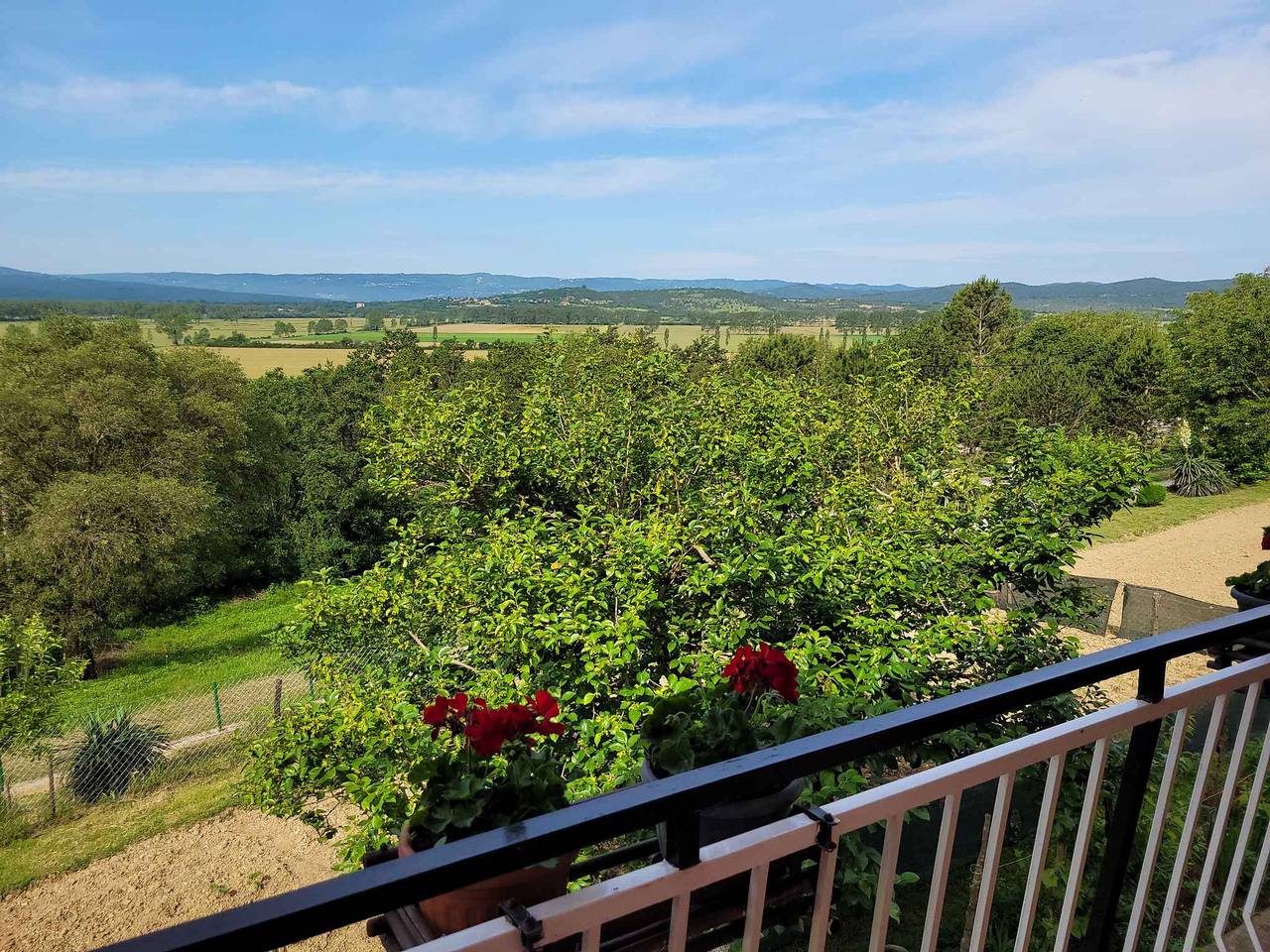 Ganze Ferienwohnung, Ferienwohnung mit Balkon und Montagepool in Plomin, Ostküste Istrien