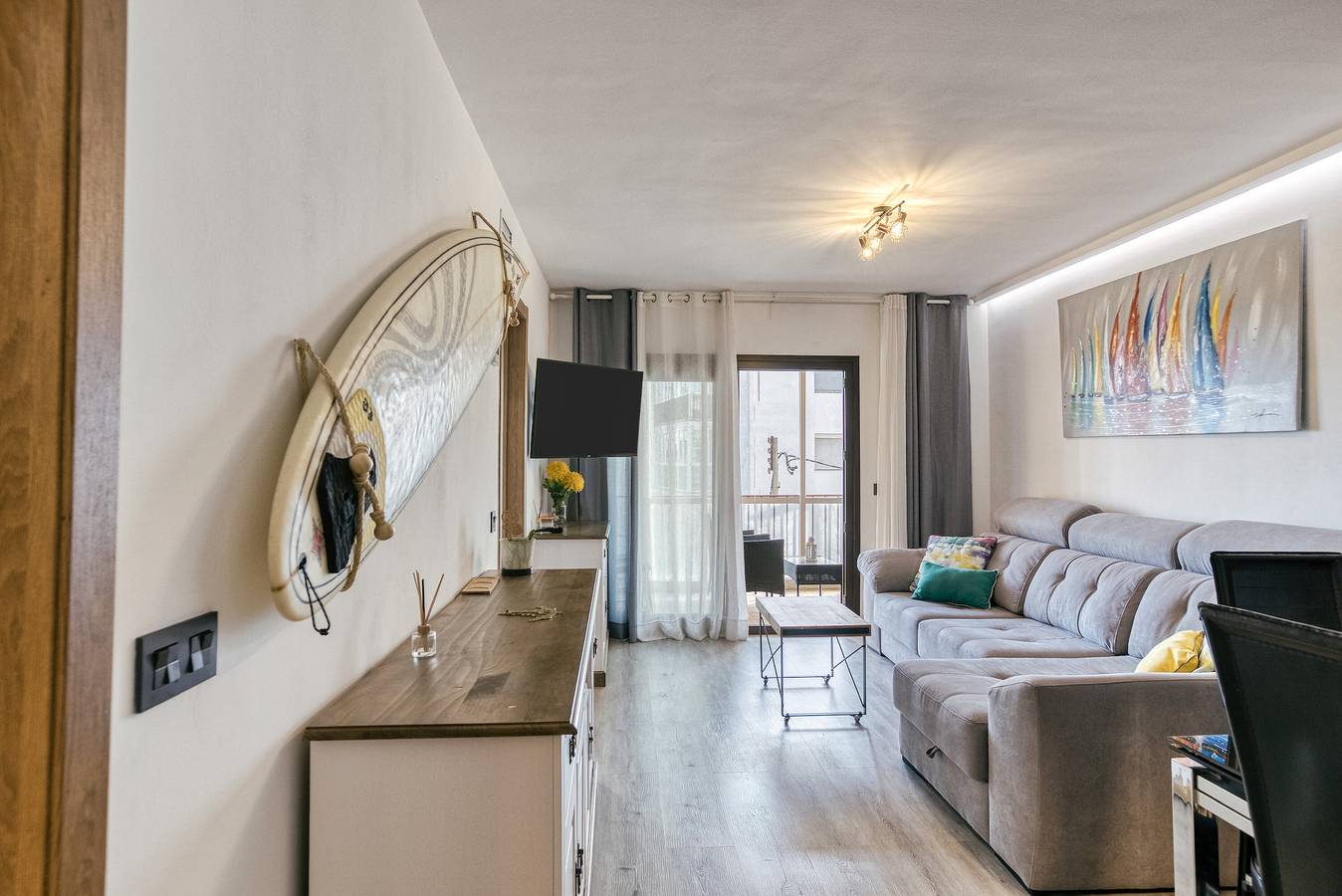 Geheel appartement, Appartement 'Apartamento En L'escala' met Uitzicht op Zee, Wifi en Airconditioning in L'Escala, Upper Empordà