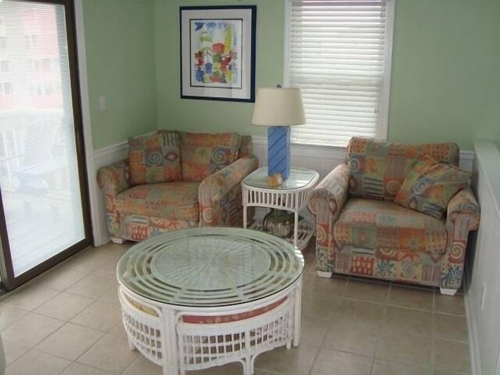 Vacation rental for 8 people, with balcony and yard in Rodanthe