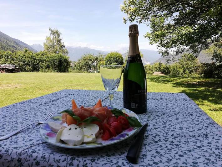 Location de vacances pour 4 personnes, avec jardin et vue à Omegna - 2