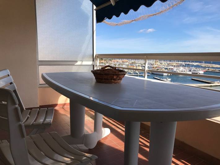 Gîte pour 4 personnes, avec terrasse dans Plage Du Lavandou Le Lavandou