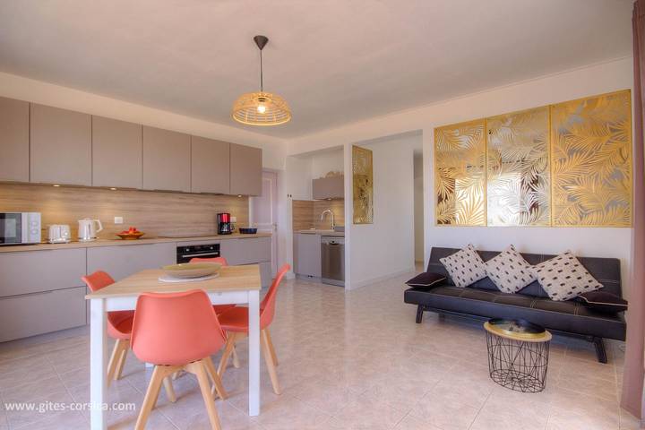 Gîte pour 2 personnes, avec Terrasse et Jardin à Luri - 4