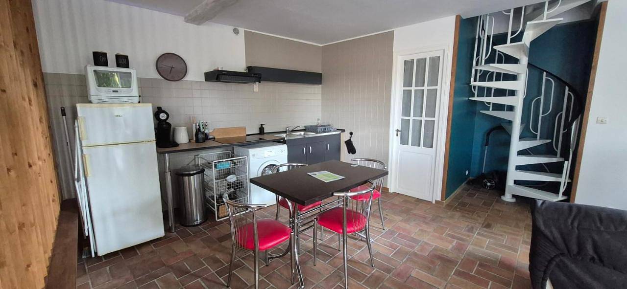 Gîte duplex Carosselle et Clarallen in Saint-Vaury, Région de Guéret