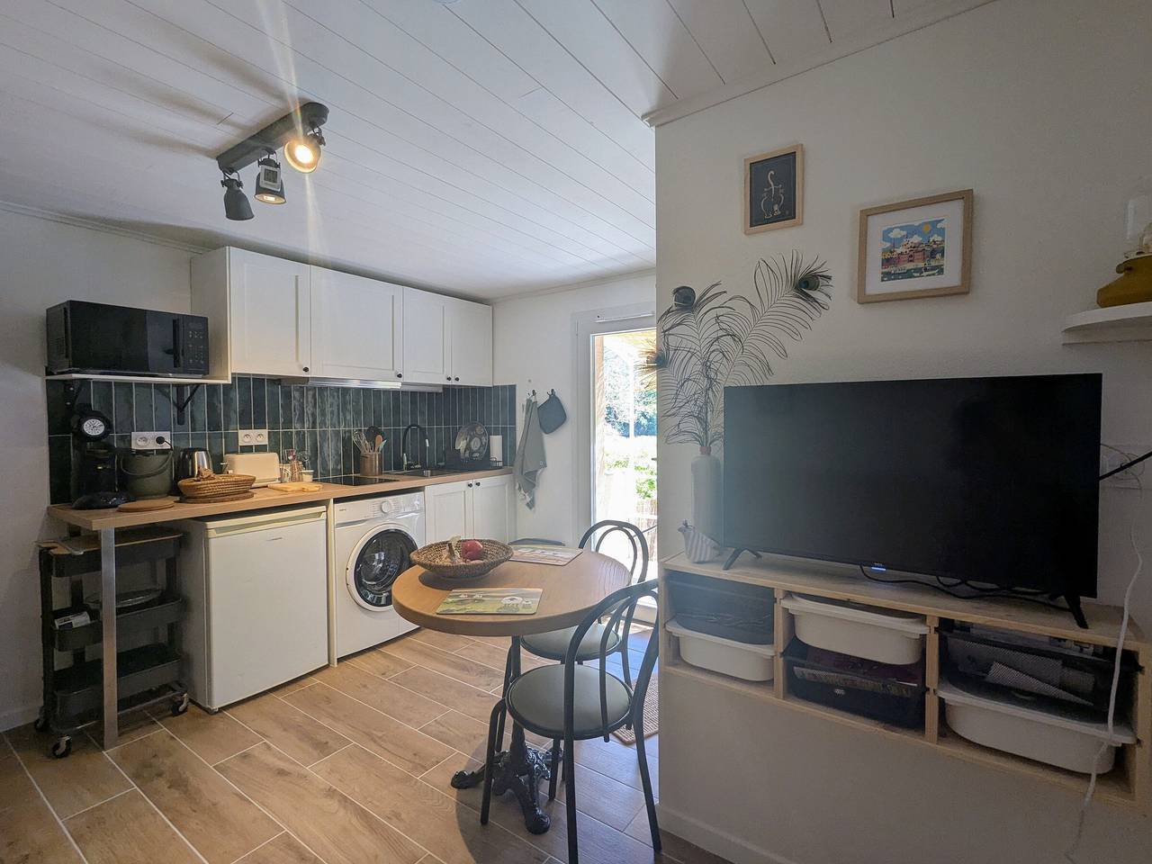 Charming renovated cottage by the Loire for a couple's getaway in Lavoûte-sur-Loire, Massif Central