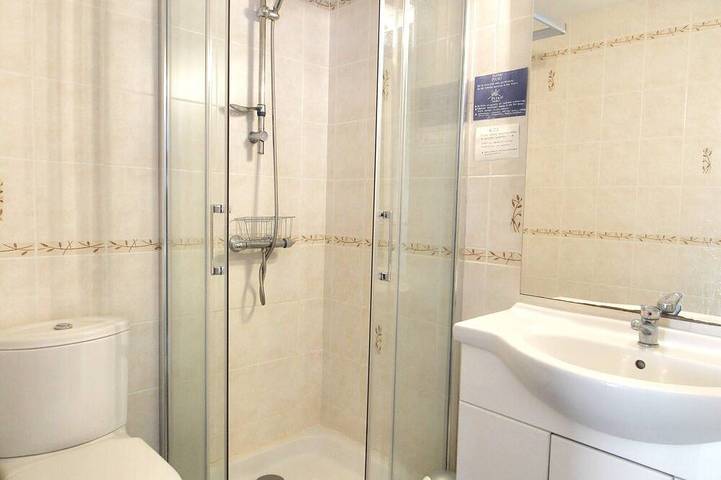 Location de vacances pour 4 personnes, avec jardin et terrasse dans Plage du palue du Cosquer - 4