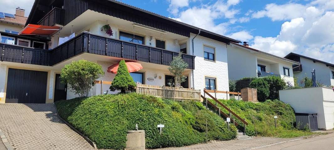 Ferienwohnung für 3 Personen, mit Terrasse und Ausblick in Heimenkirch