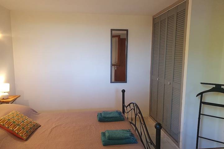 Location de vacances pour 3 personnes, avec terrasse à Aregno - 3