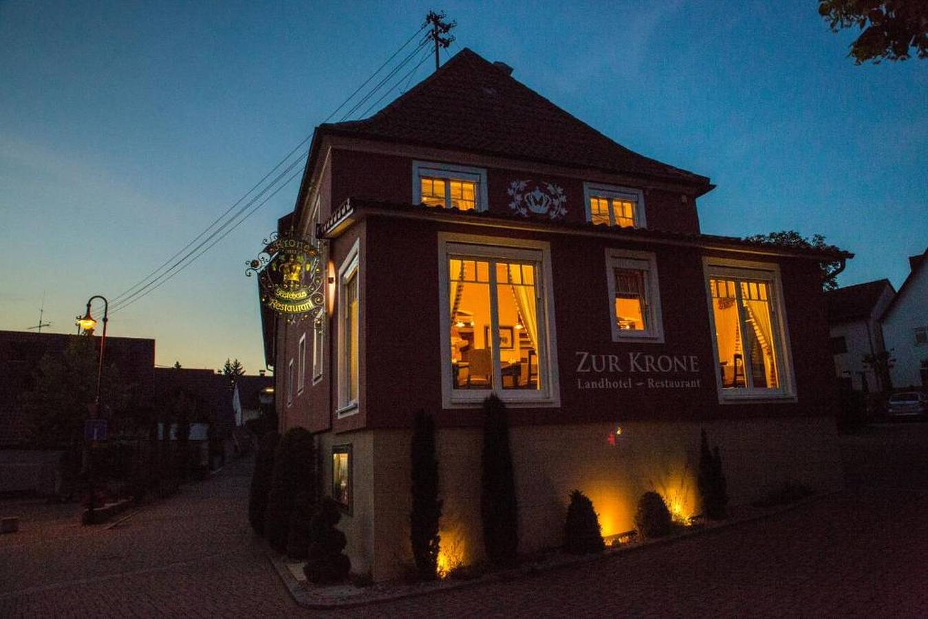 Landhotel - Restaurant Zur Krone - Komfort Doppelzimmer in Gottenheim, Südschwarzwald