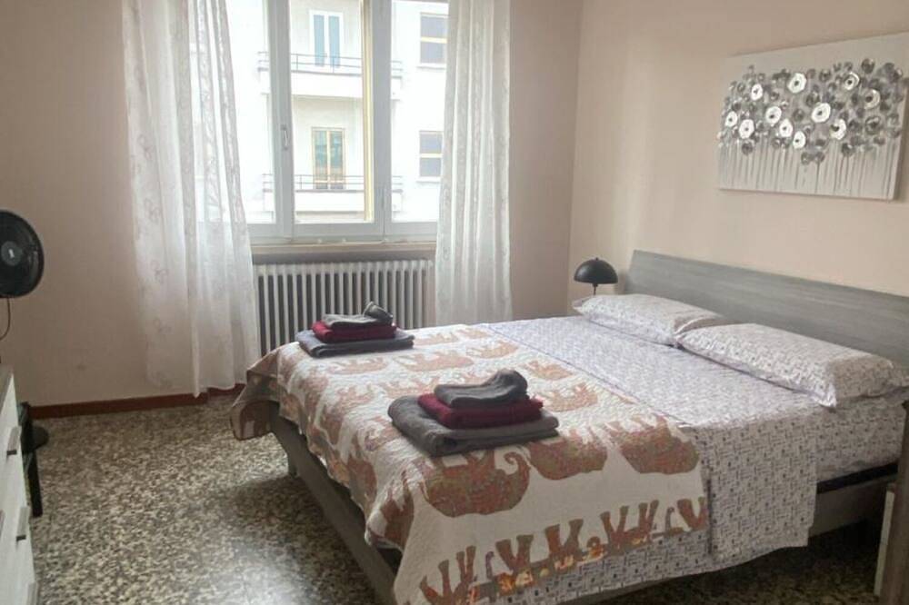 Ganze Wohnung, Mantova sweet home 2-bedroom apartment in phenomenal Mantova with Ac, Wifi in Mantua, Mantua Provinz