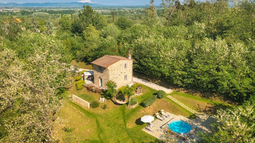 Villa pour 4 personnes, avec jardin à Capannori