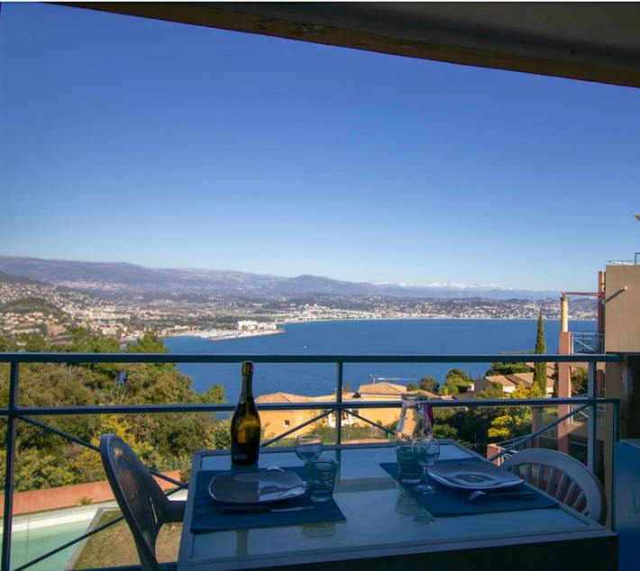 Ferienwohnung für 3 Personen, mit Balkon und Pool in Théoule-sur-Mer - 2