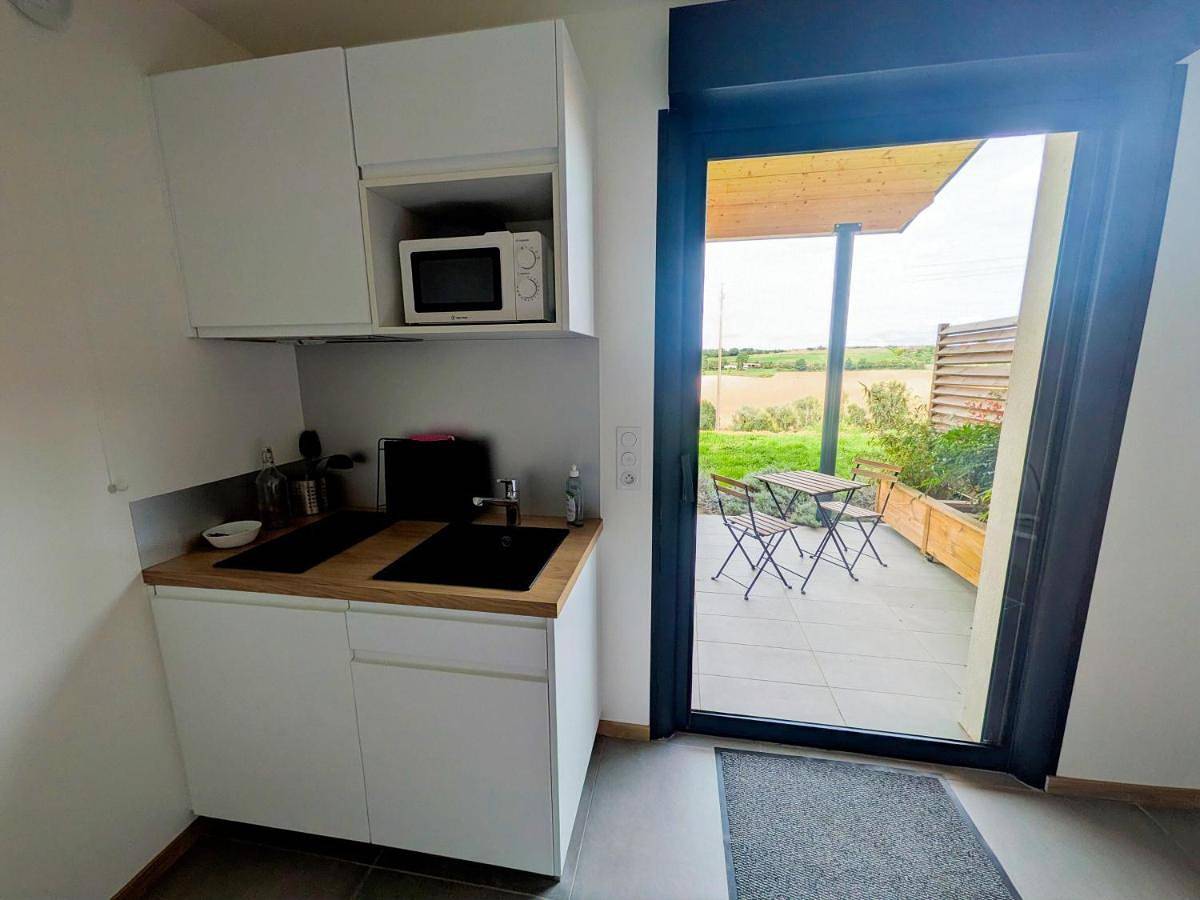Double Room with Garden View in Marquefave, Haute-Garonne