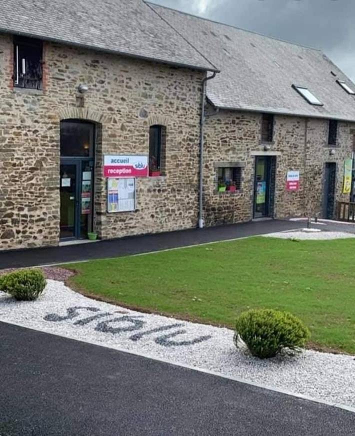 Location de vacances pour 4 personnes, avec bassin pour enfant ainsi que vue et terrasse à Litteau - 4