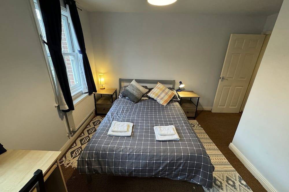 Central Oxford Townhouse with Free Parking & Garden in Oxford, Oxfordshire