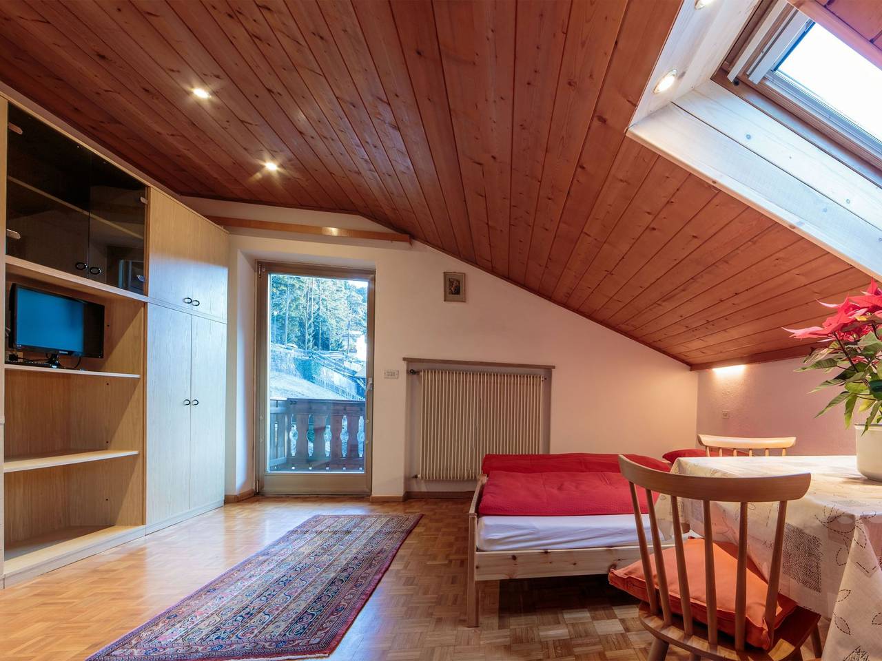 Ganze Wohnung, Mit privatem Balkon in St. Ulrich in Gröden, Dolomiti Superski