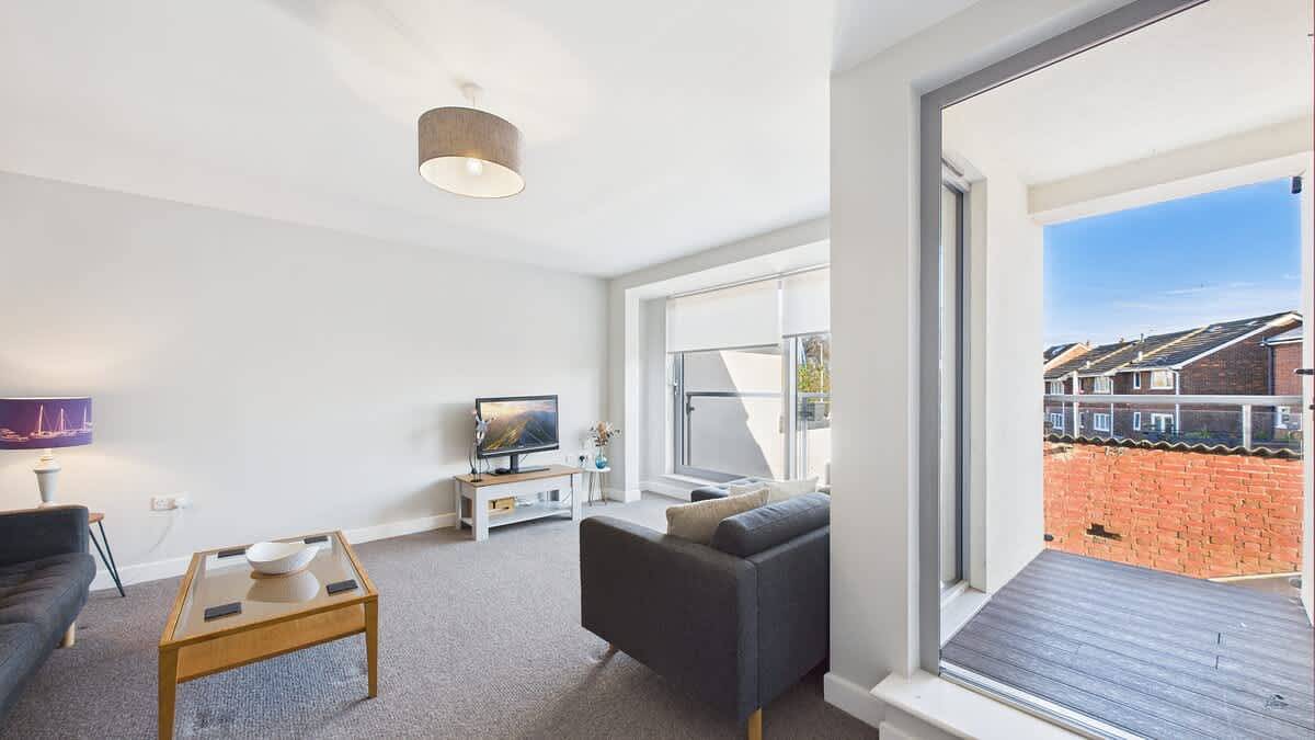 Union Road Coastal Calm Meets Conscious Living in Cowes, Isle of Wight