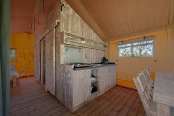Glamping voor 6 Personen in Oosterhout, Noord-Brabant, Afbeelding 4