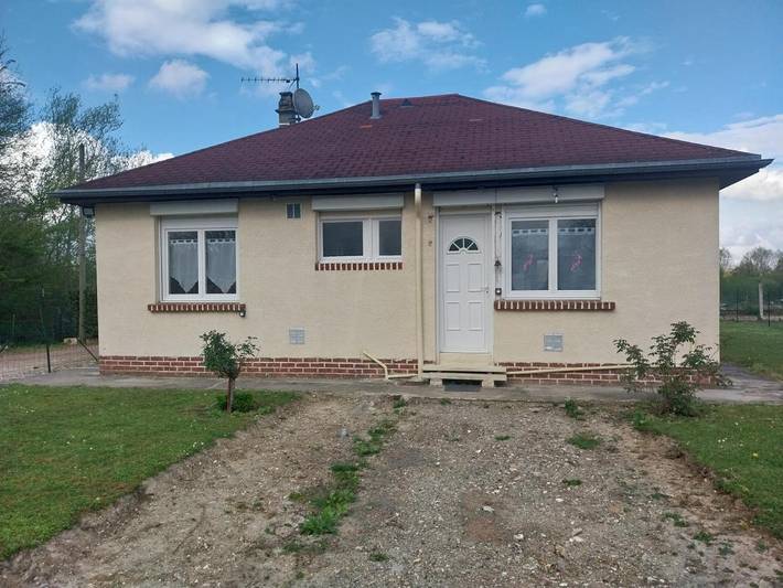 Location de vacances pour 6 personnes, avec jardin ainsi que vue et vue sur le lac, animaux acceptés dans Condé-Folie
