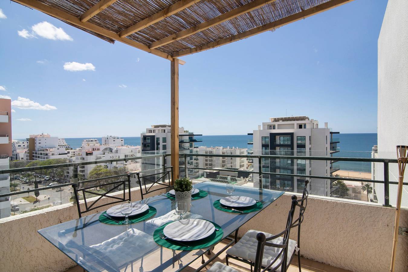 Ganze Wohnung, Ferienwohnung 'Algarve Paraíso - Solimmo' mit Meerblick, Wlan und Klimaanlage in Cavacos, Quarteira