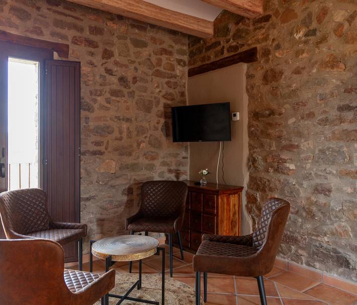 Casa rural con piscina para 16 personas, con jardín en Bages - 3