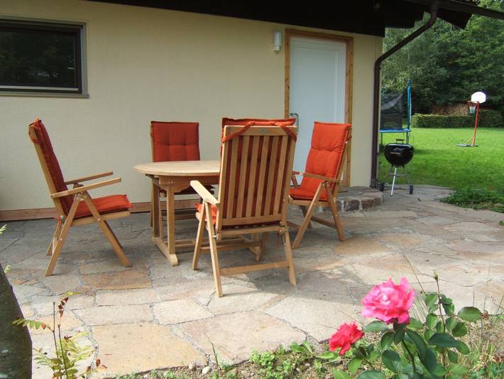 Hel lejlighed, Apartment '32qm' with Private Terrace and Wi-Fi in Herdwangen-Schönach, Region Bodensee-Oberschwaben