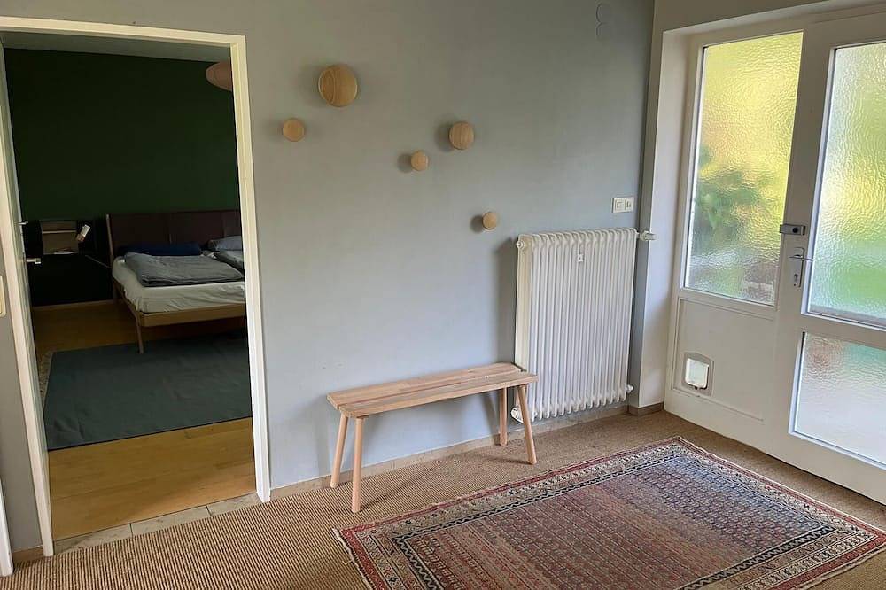 Ganze Wohnung, Altes Zeichenstudio im Grünen in Murnau am Staffelsee, Das Blaue Land