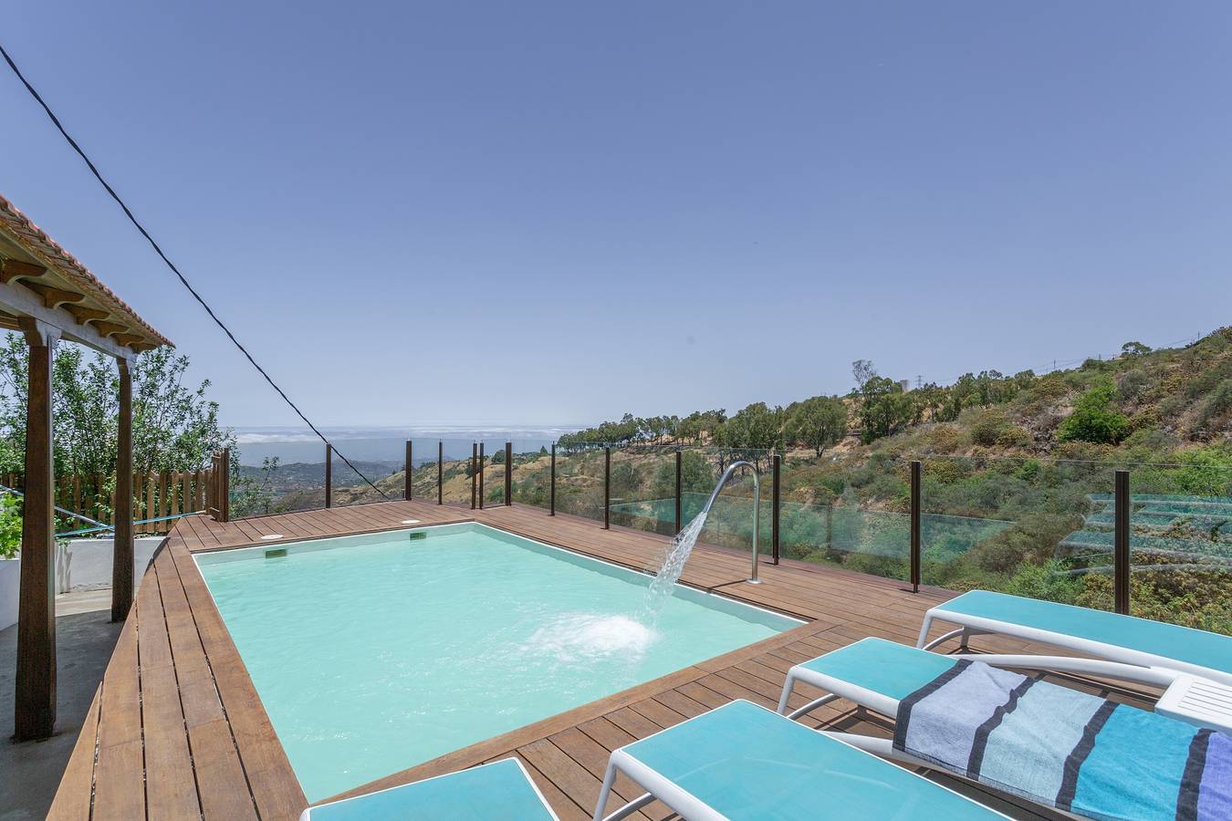 'Casa Mica' con vistas a la montaña, Wi-Fi y aire acondicionado in Vega de San Mateo, Gran Canaria Norte