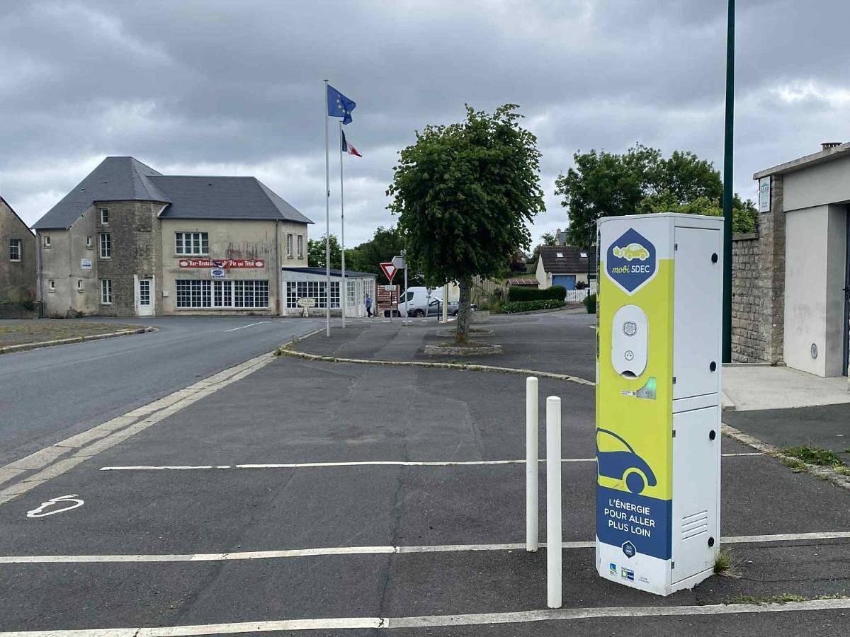 Les Chambres avec Sdb,1 Studio l'intérieur complètement rénové en 2024,plage du Débarquement 5 minutes à pied in Omaha Beach, Vierville-sur-Mer