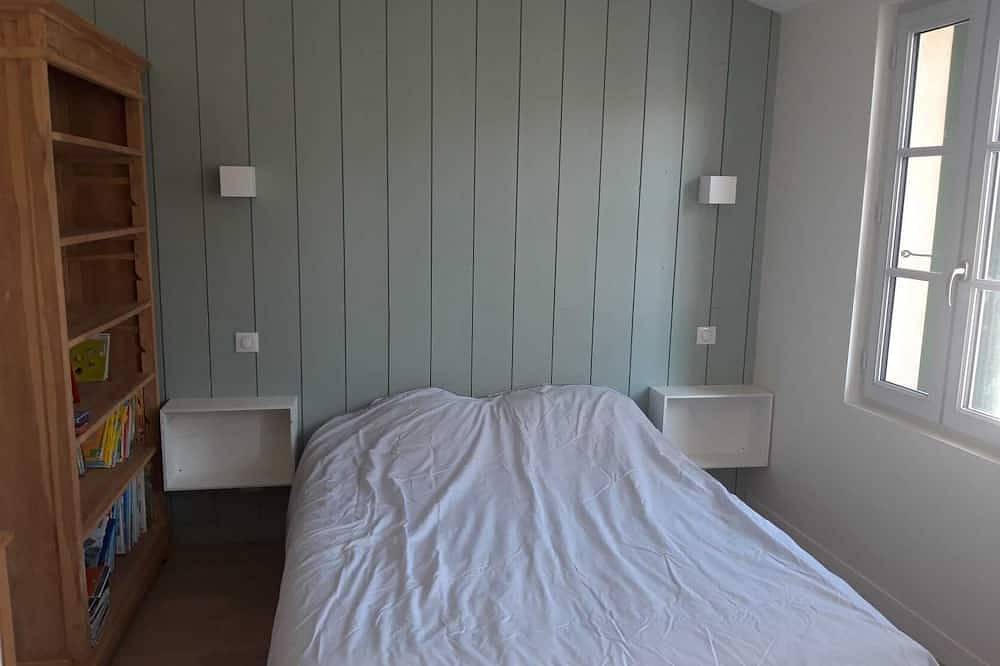 Maison de village de charme avec jolie cour, 8 couchages in Ars-en-Ré, Île de Ré