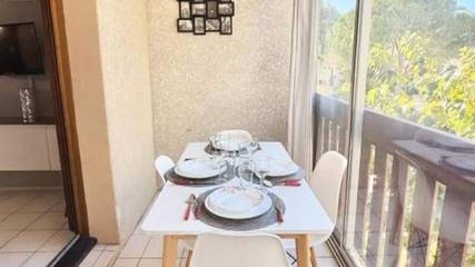 Appartement De Vacances pour 3 Personnes dans La Londe-les-Maures, Parc national de Port-Cros, Photo 4