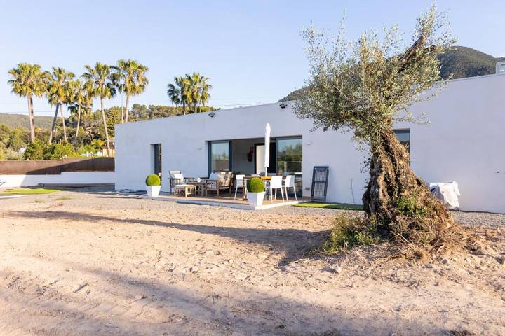 Casa rural para 6 personas, con Terraza y Jardín además de Piscina y Vistas en Ayódar